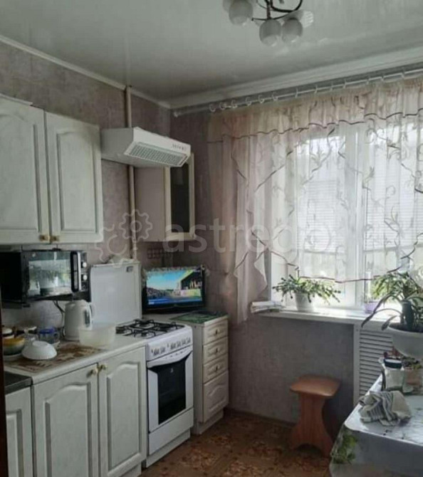 2-комн. квартира, 54 м2, 4/5 эт. Шебекино - изображение 1