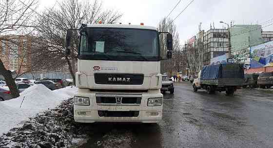 Тягач КАМАЗ 5490-014-87 Москва
