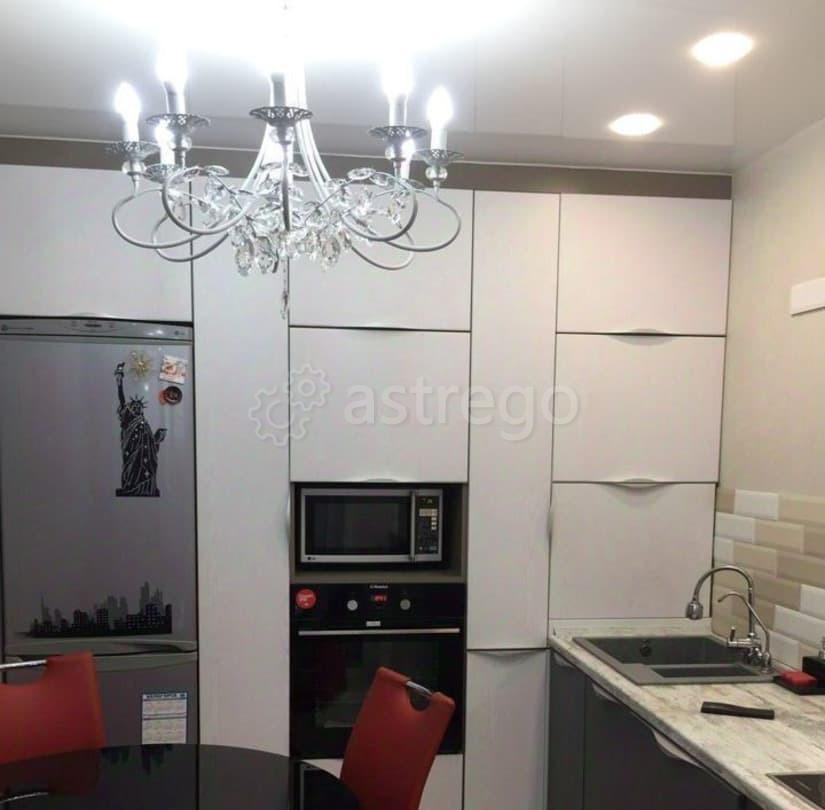 3-комн. квартира, 60 м2, 5/5 эт. Белогорск - изображение 1