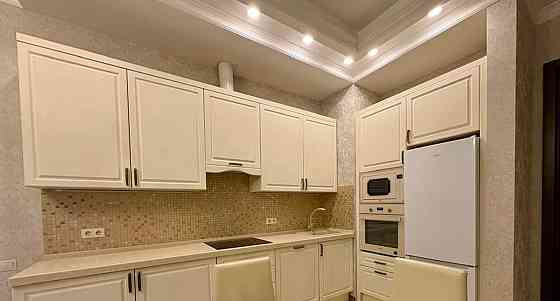 2-комн. квартира, 70 м2, 5/14 эт. Москва