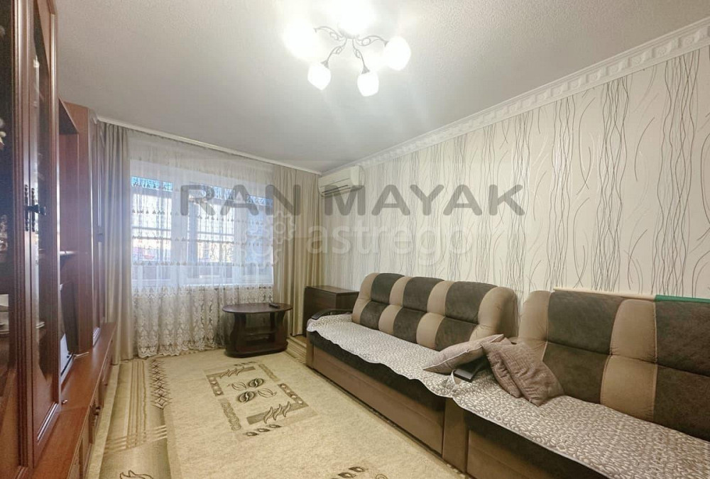 3-комн. квартира, 59.2 м, 3/5 эт. Майкоп - изображение 1