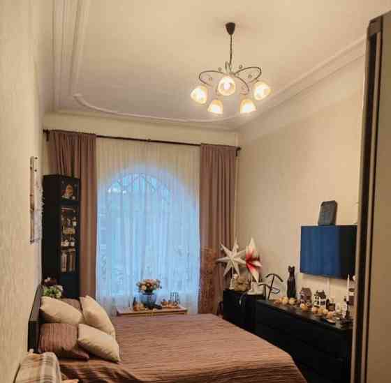 6-комн. квартира, 163.7 м2, 2/7 эт. Санкт-Петербург