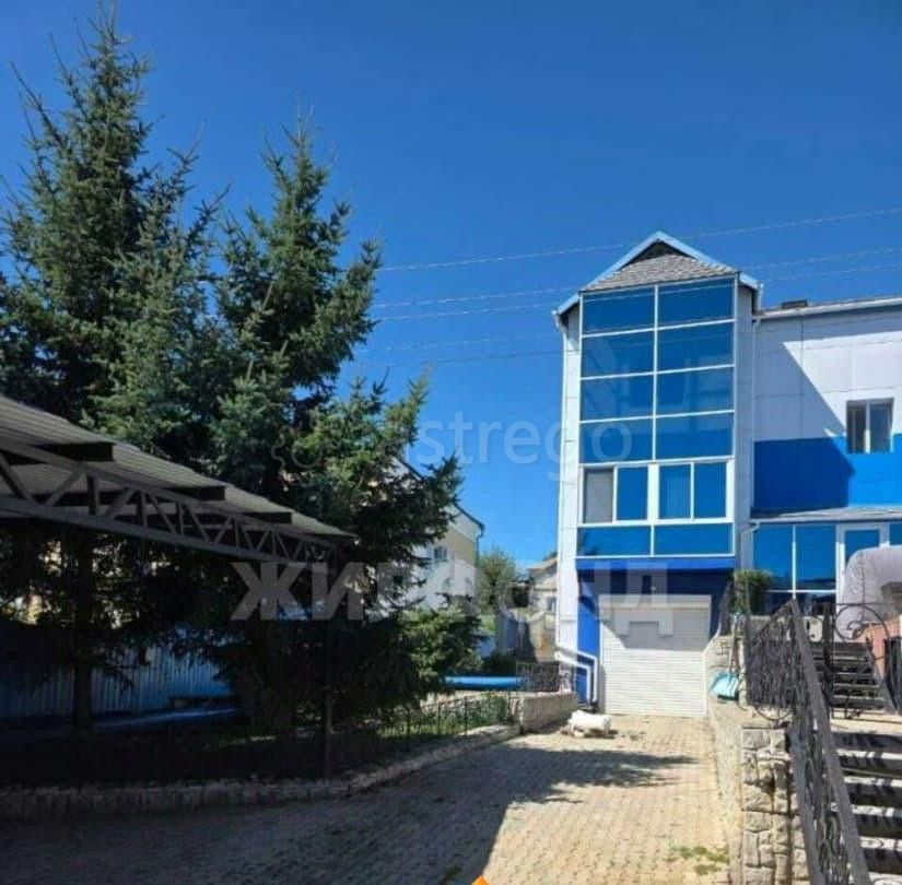 Коттедж, 230 м2, 9 соток, 3 эт. Благовещенск - изображение 5