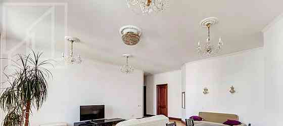 3-комн. квартира, 115 м2, 5/6 эт. Москва