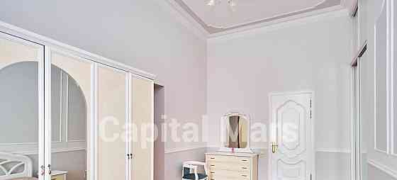 4-комн. квартира, 150 м2, 3/7 эт. Москва