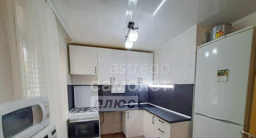 4-комн. квартира, 61 м2, 1/5 эт. Кумертау - изображение 1