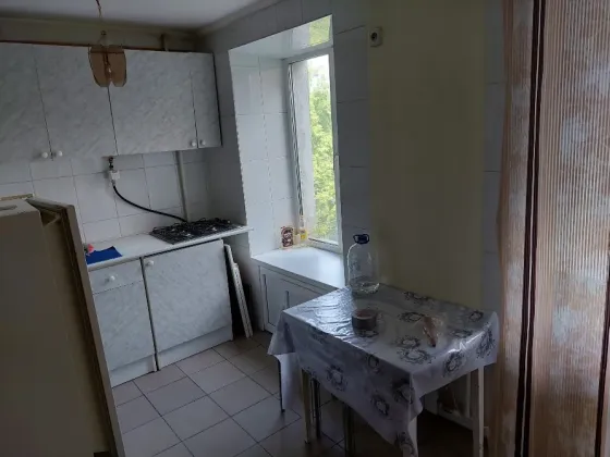 Сдам 1-комн. квартиру, 21 м2, 3/5 эт., долгосрочно Омск
