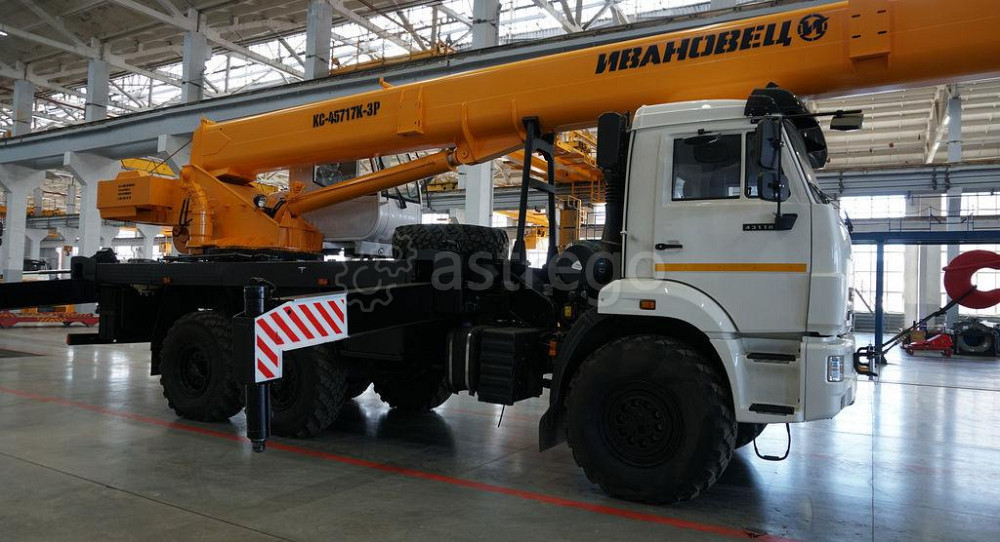 Автокран Ивановец КС-45717К-3Р шасси Камаз 43118 (6х6) 25т., 30,7 м. Овоид. Самара - изображение 1