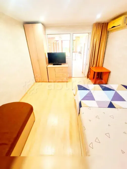 Сдам 1-комн. квартиру, 33 м2, 1/3 эт., посуточно Ялта - изображение 4