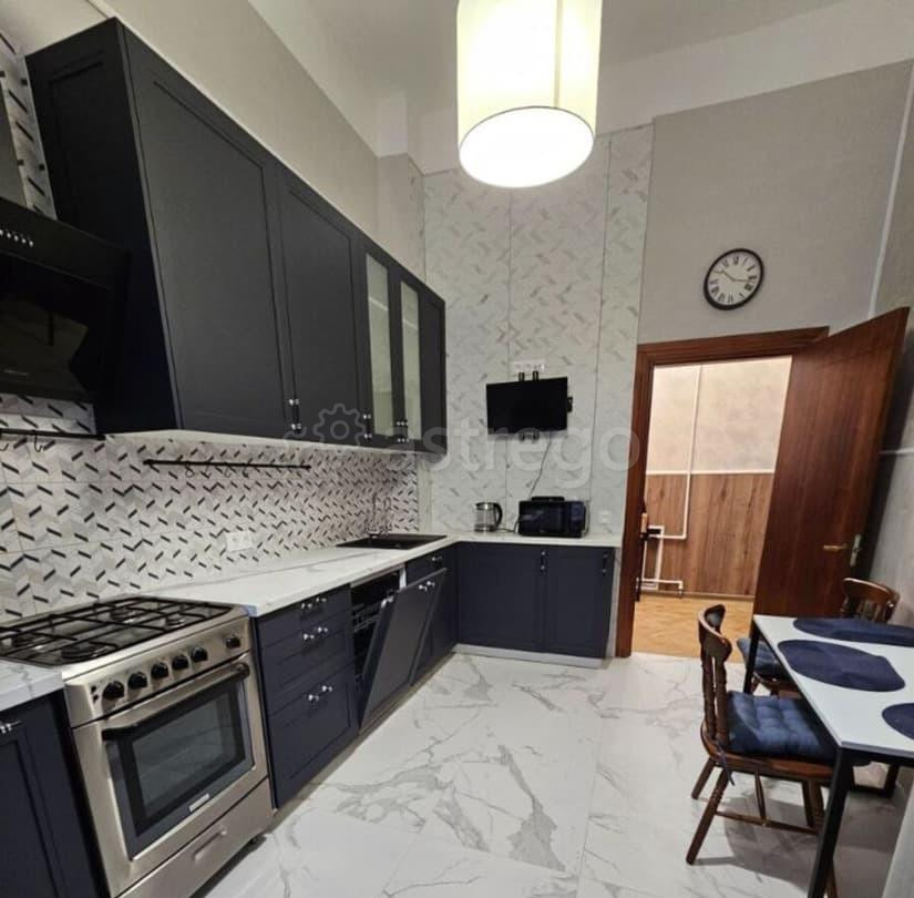 2-комн. квартира, 75 м2, 2/5 эт. Санкт-Петербург - изображение 2