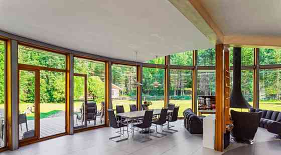 Коттедж, 300 м2 Санкт-Петербург