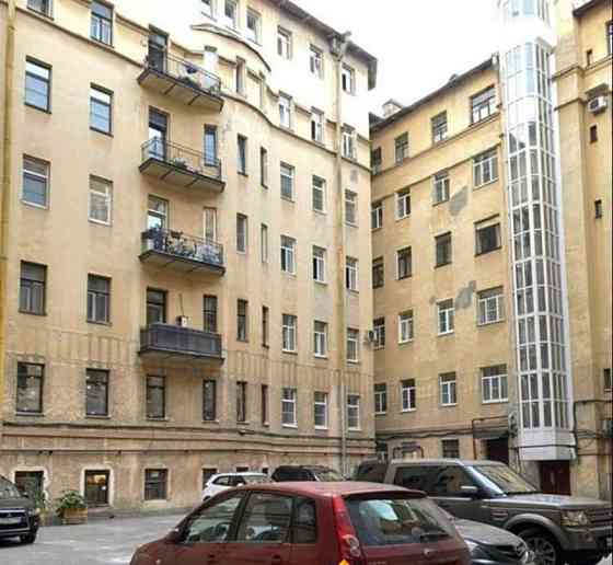 5-комн. квартира, 138.6 м2, 2/7 эт. Санкт-Петербург