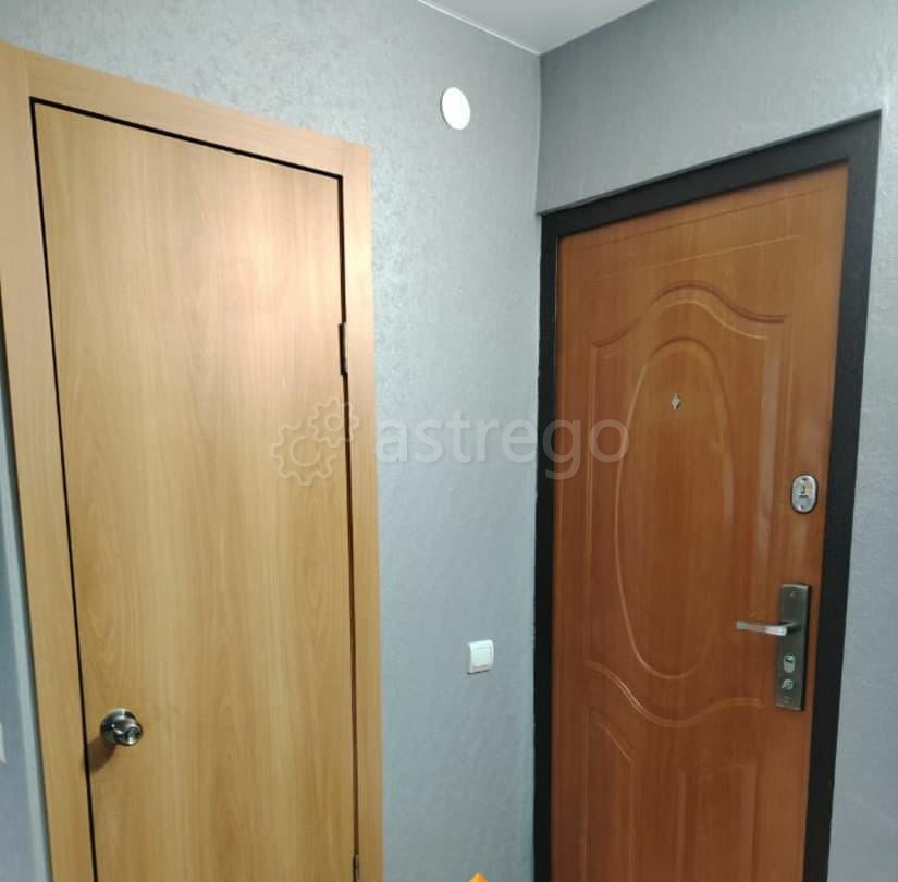 Комната, 19 м2, 1/10 эт. Красноярск - изображение 1