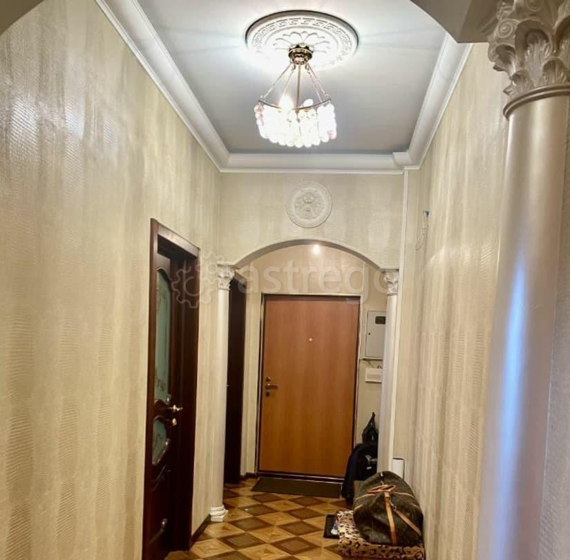 Комната, 24 м2, 3/10 эт. Москва - изображение 2