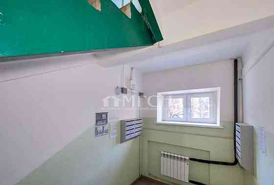 2-комн. квартира, 41.7 м2, 2/5 эт. Москва