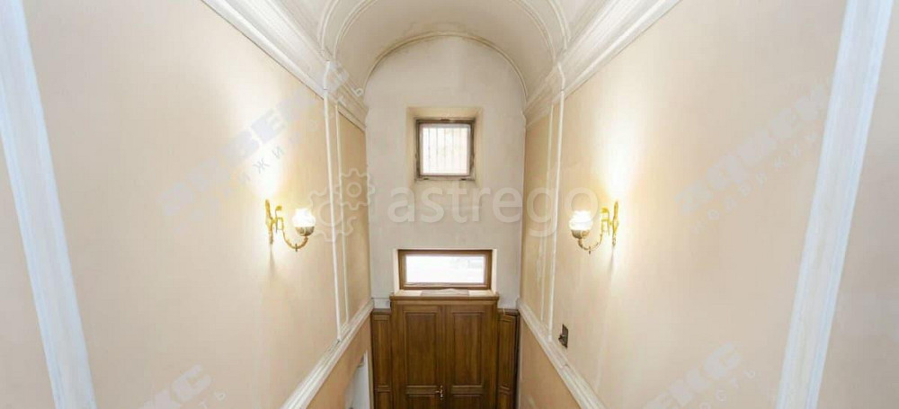 6-комн. квартира, 300 м2, 2/4 эт. Санкт-Петербург - изображение 5