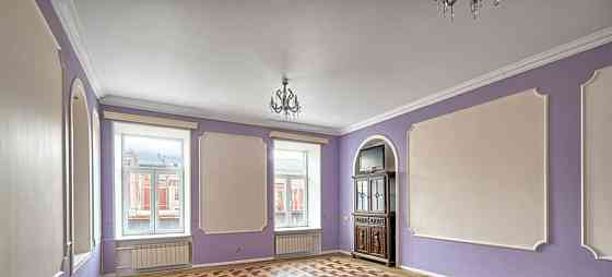 4-комн. квартира, 111 м2, 2/4 эт. Санкт-Петербург