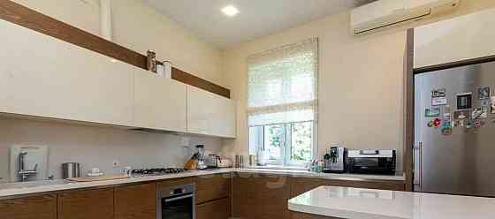 Дом, 373.3 м2, 10 соток, 2 эт. Видное