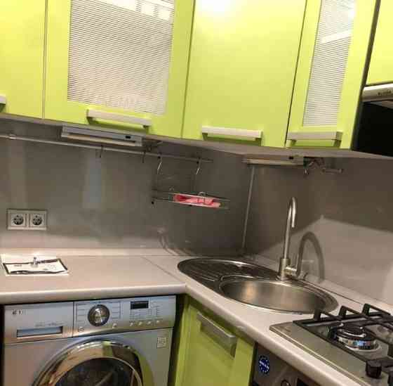 2-комн. квартира, 43 м2, 3/9 эт. Москва