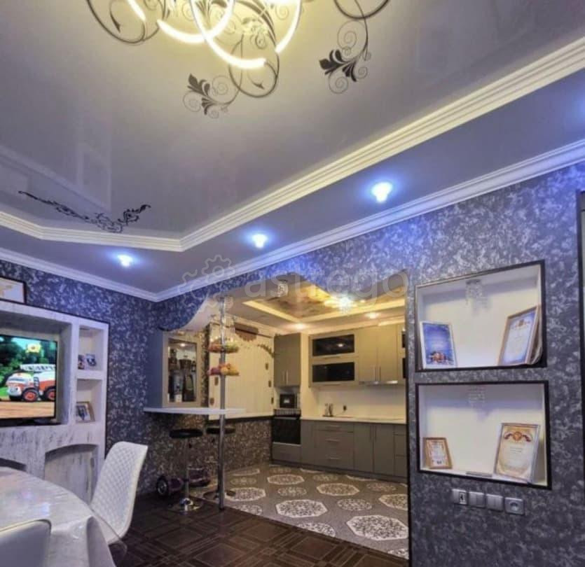 4-комн. квартира, 72.4 м2, 1/5 эт. Райчихинск - изображение 2