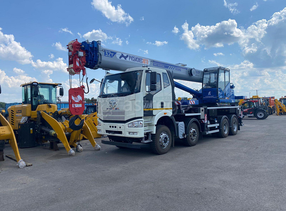 Автокран КС 55729-7В 32 т (FAW-3310) ОВОИД колесная формула 8х4 Краснодар - изображение 1