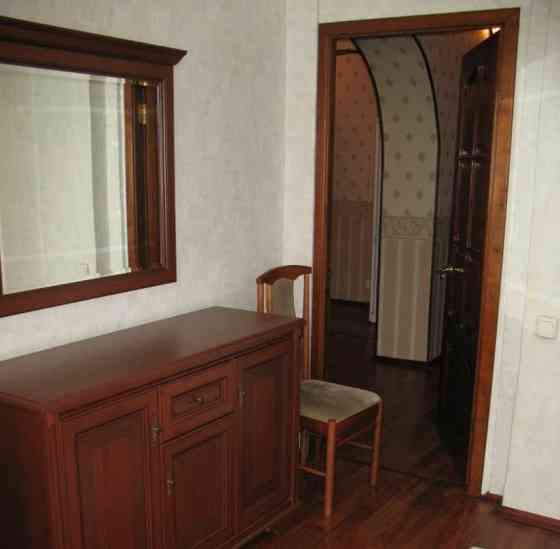 Комната, 60 м2, 3/5 эт. Москва