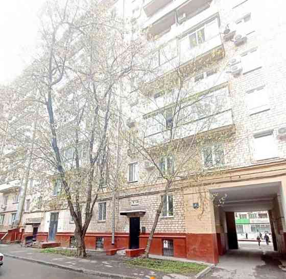 Комната, 36.9 м2, 4/8 эт. Москва