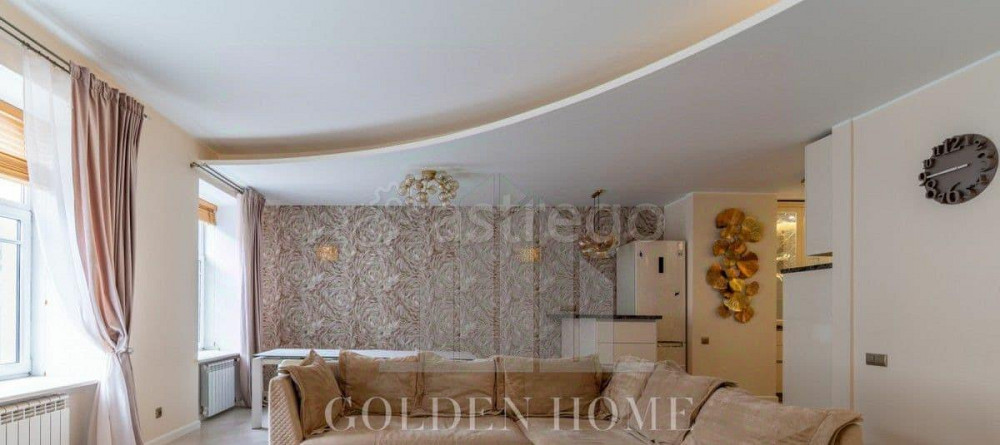 4-комн. квартира, 150 м2, 4/5 эт. Санкт-Петербург - изображение 1