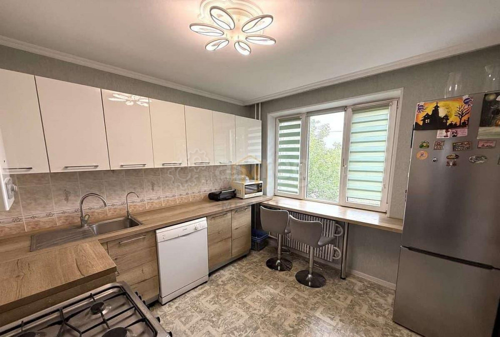 3-комн. квартира, 67.6 м2, 1/5 эт. Северный - изображение 1