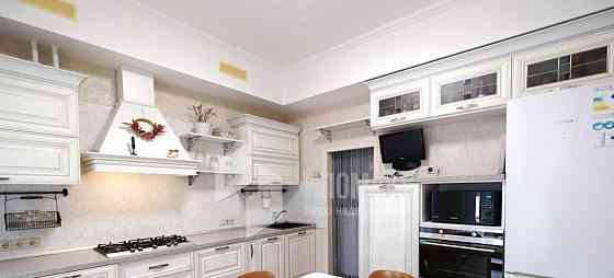 4-комн. квартира, 97 м2, 1/3 эт. Красногорск