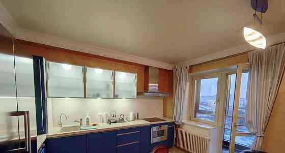 3-комн. квартира, 90 м2, 12/16 эт. Санкт-Петербург