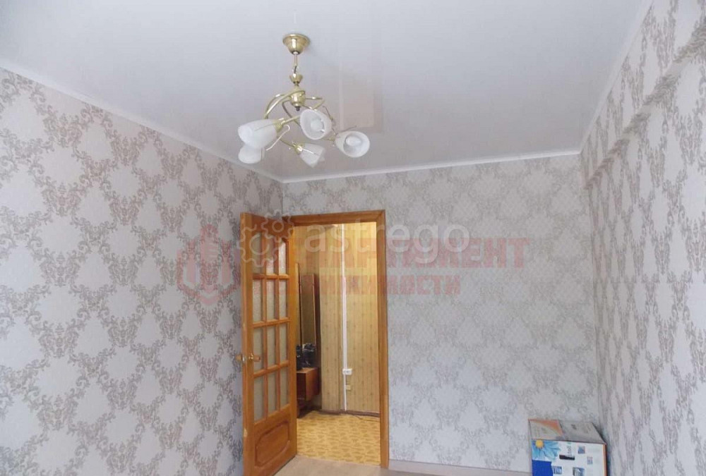 3-комн. квартира, 59 м2, 3/5 эт. Астрахань - изображение 1