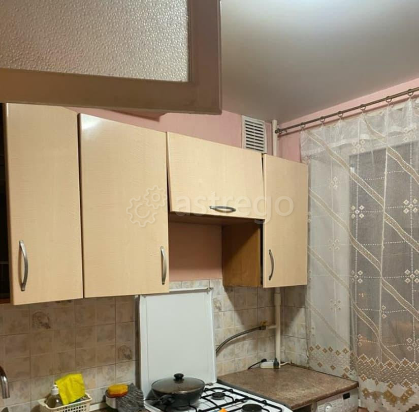 Комната, 10 м2, 3/5 эт. Москва - изображение 1