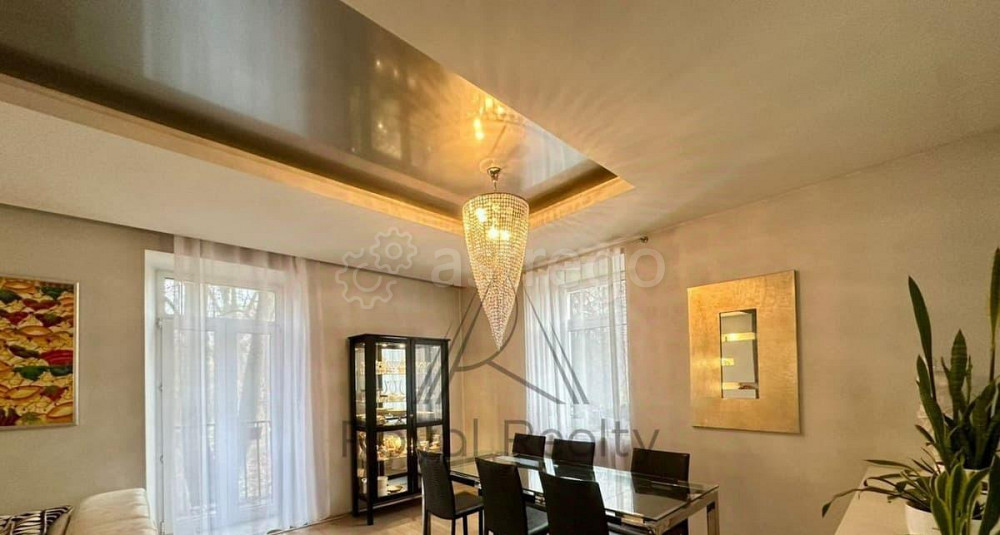 4-комн. квартира, 180 м2, 2/4 эт. Санкт-Петербург - изображение 3