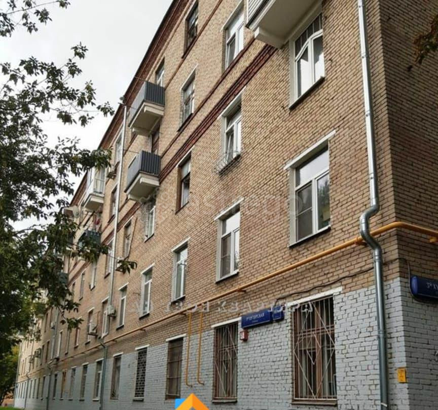 Комната, 20.3 м2, 3/5 эт. Москва - изображение 1