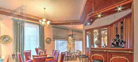 5-комн. квартира, 185 м2, 4/5 эт. Москва