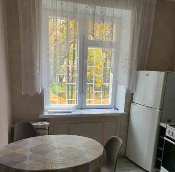 3-комн. квартира, 68 м2, 2/6 эт. Москва