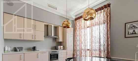 2-комн. квартира, 89 м2, 5/9 эт. Москва