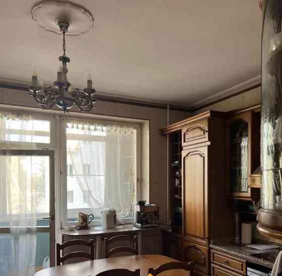 5-комн. квартира, 164.4 м2, 3/5 эт. Москва