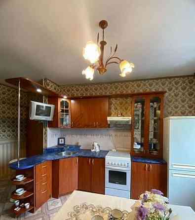 3-комн. квартира, 76 м2, 3/10 эт. Старый Оскол
