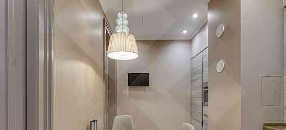4-комн. квартира, 130 м2, 3/10 эт. Москва