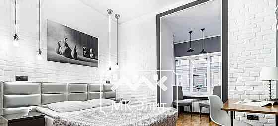 6-комн. квартира, 180 м2, 2/5 эт. Санкт-Петербург