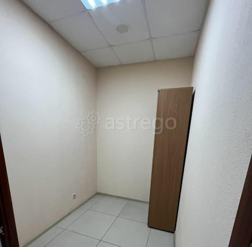 Офис, 18 м2 Астрахань - изображение 2