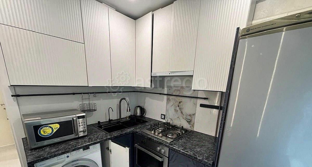 4-комн. квартира, 70 м2, 1/9 эт. Москва - изображение 1