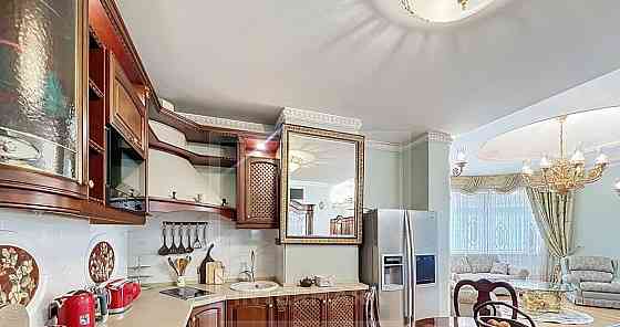 3-комн. квартира, 105 м2, 4/6 эт. Москва
