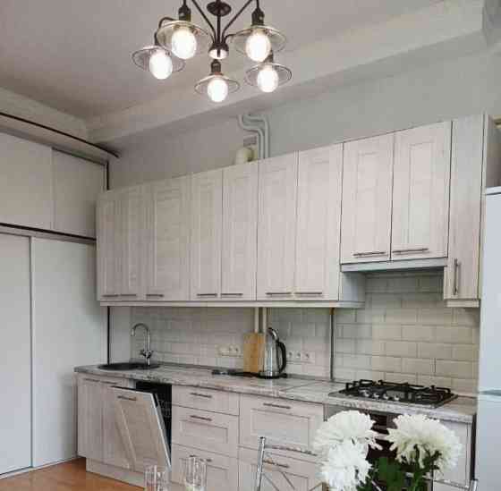 3-комн. квартира, 81 м2, 4/8 эт. Москва