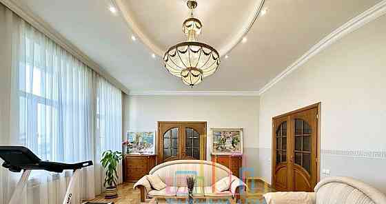 5-комн. квартира, 177 м2, 4/4 эт. Москва