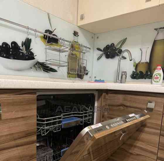 2-комн. квартира, 53 м2, 2/10 эт. Красноярск