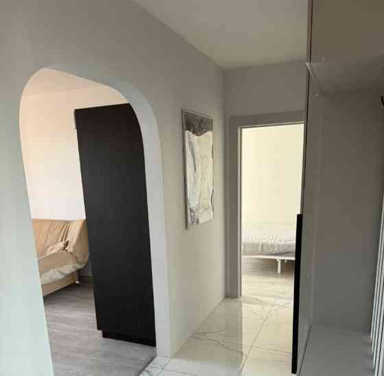 2-комн. квартира, 59 м2, 2/10 эт. Красноярск