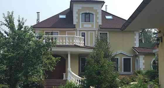 Коттедж, 600 м2, 18.5 сотки, 3 эт. Красноярск